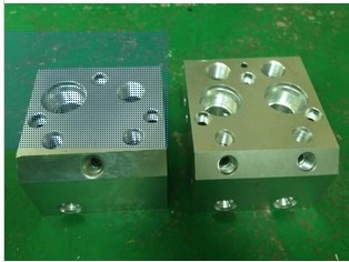 啥是注塑模具？今天我给你讲透彻千千万万的产品都是他生产嘀(图1)